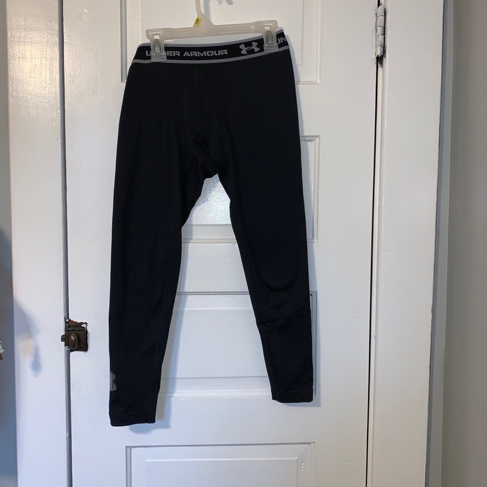 UA Cold Gear Compression leggings.